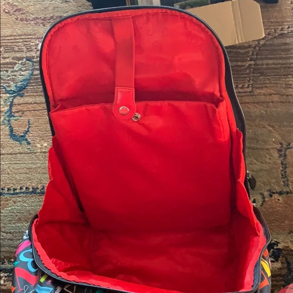 Backpack - Picture 3 of 8